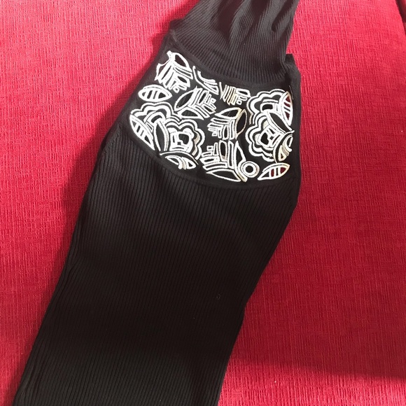 NWT - WHBM sleeveless turtleneck - Picture 2 of 4